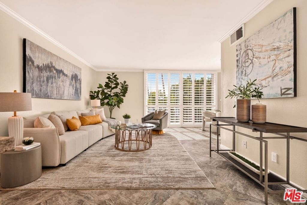 100 S Doheny Drive - Photo 20