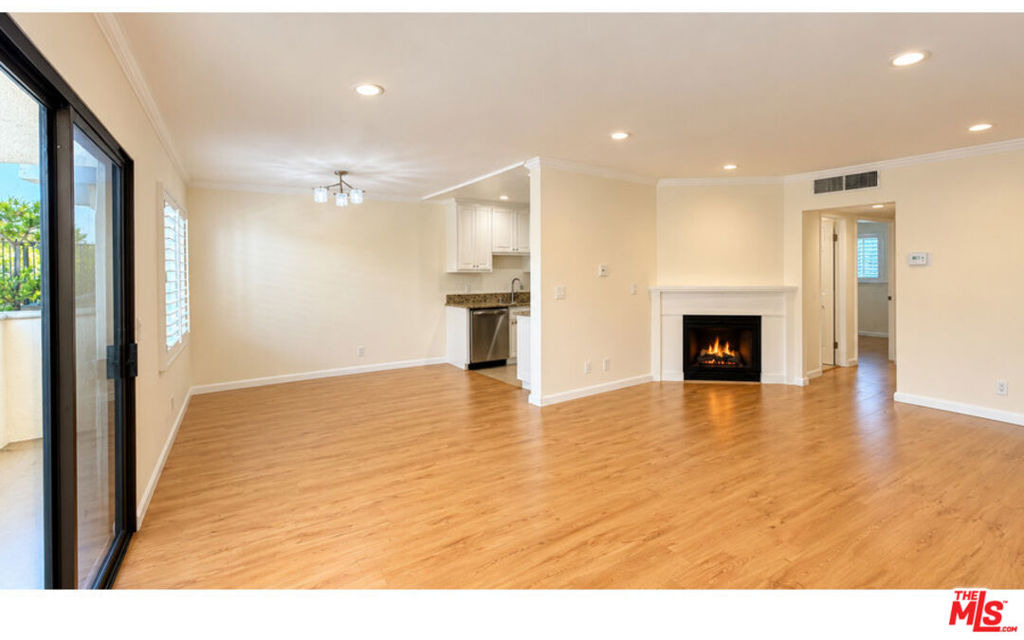15141 Burbank Boulevard - Photo 1