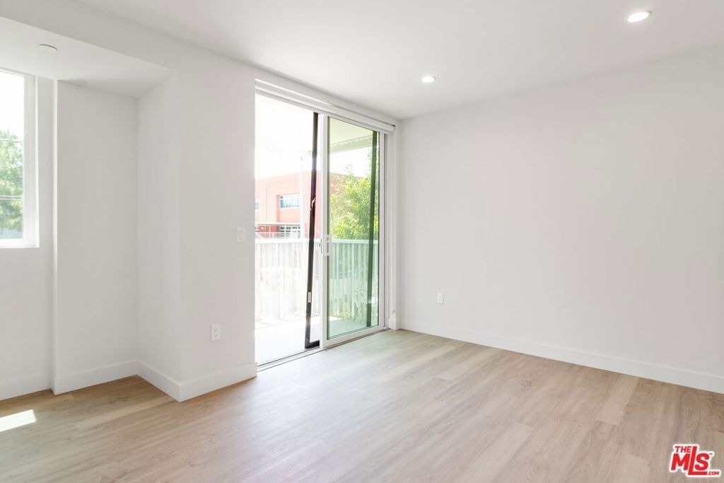 132 Rosemont Avenue - Photo 7