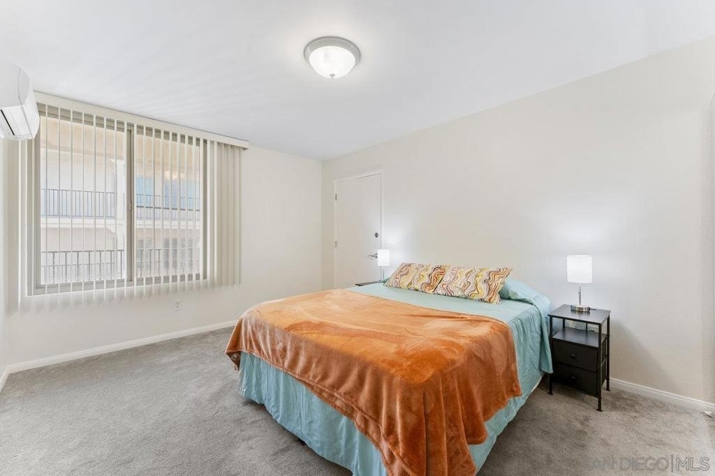 909 Coast Blvd - Photo 10