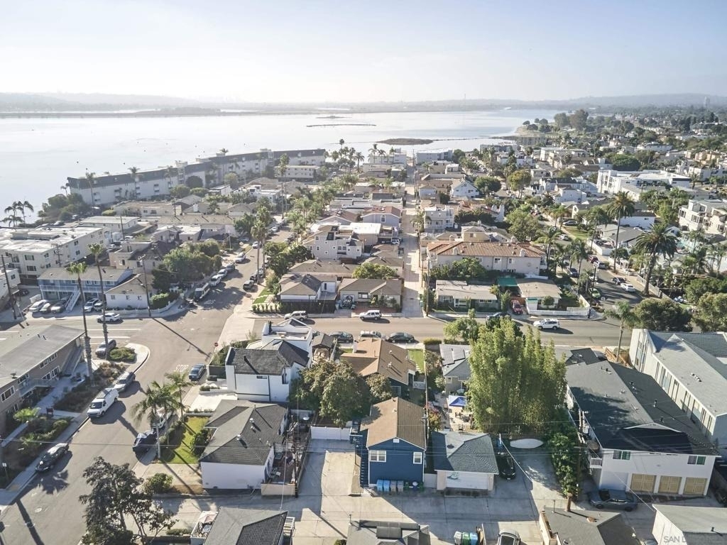 1968 Pacific Beach Dr - Photo 15