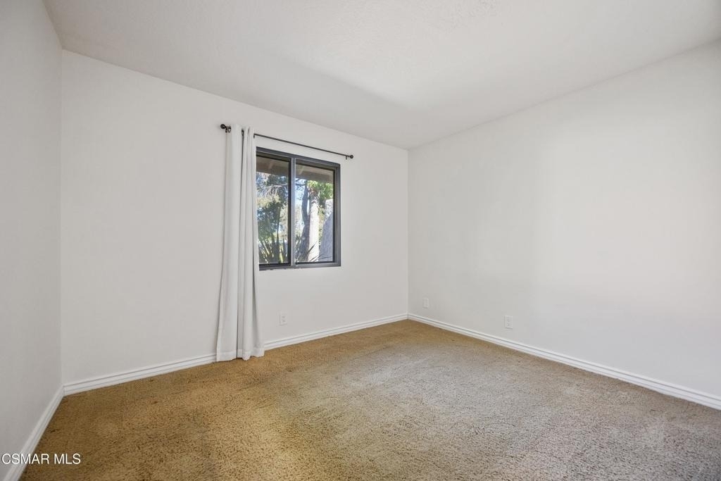 2860 Instone Court - Photo 21