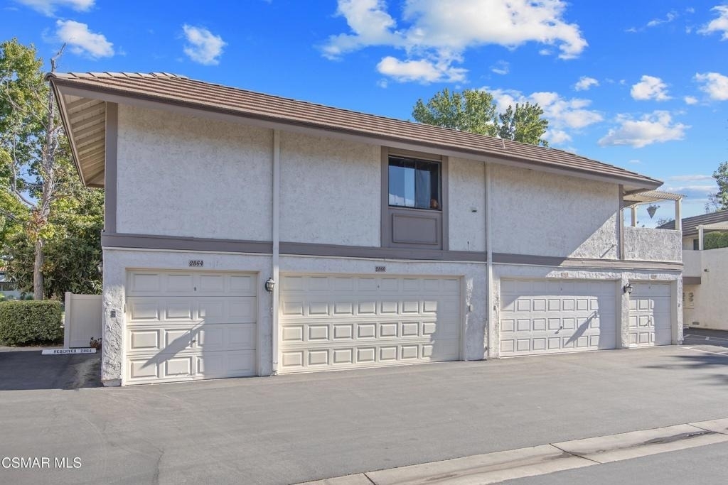 2860 Instone Court - Photo 33