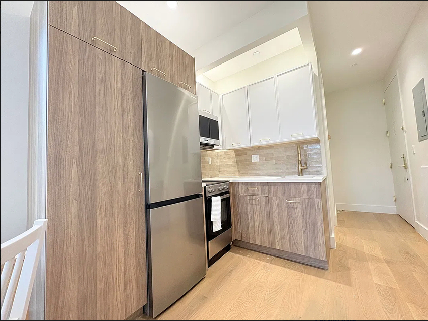 273 20th Street - Photo 4