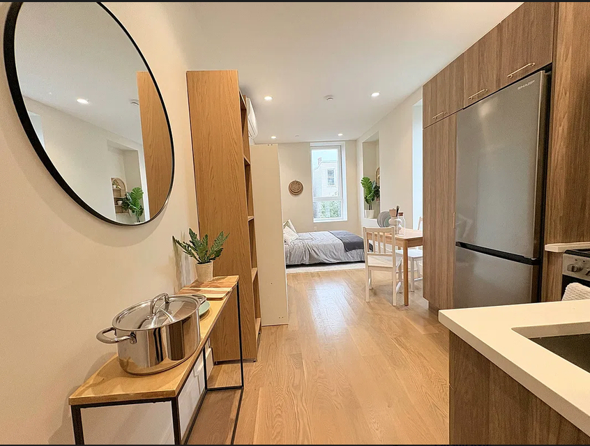 273 20th Street - Photo 1