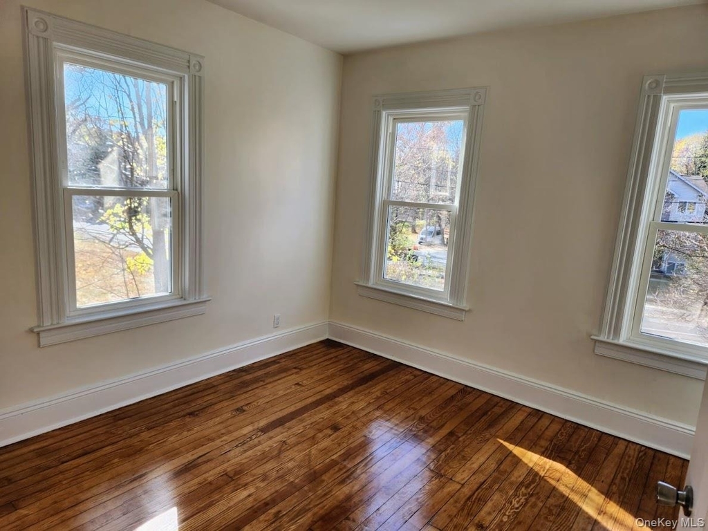 69 N Saddle River Rd - Photo 2