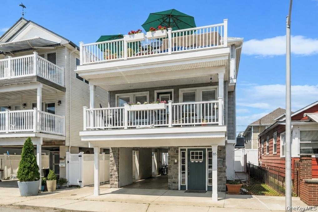 85 Delaware Avenue - Photo 0