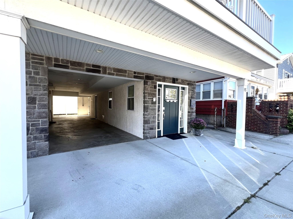 85 Delaware Avenue - Photo 1