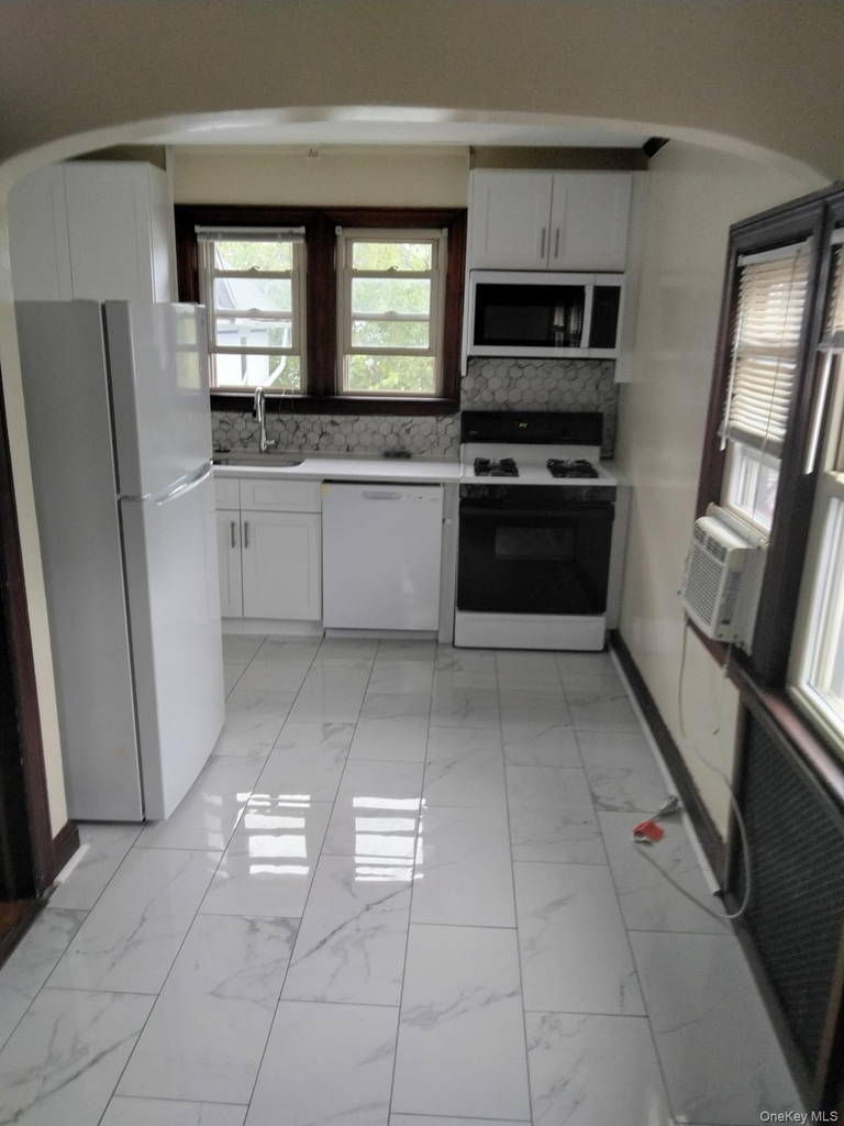 10 Granger Avenue - Photo 4
