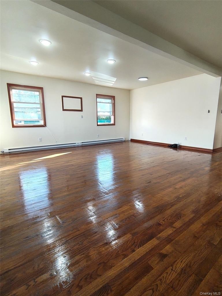 14874 Brookville Boulevard - Photo 1