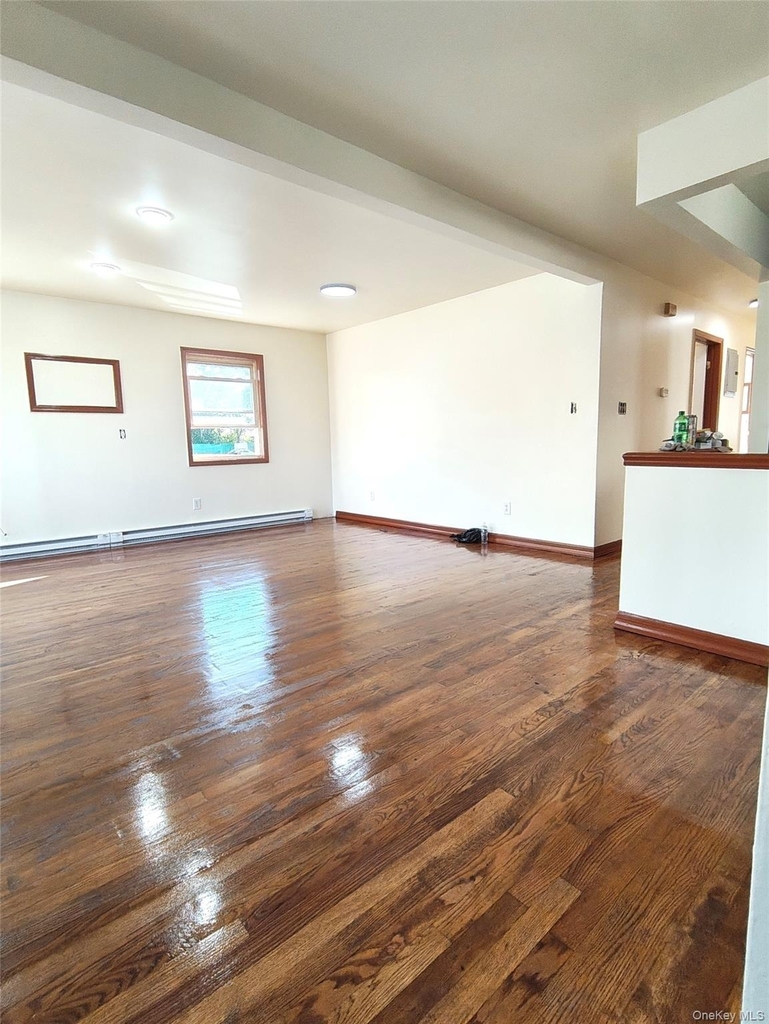14874 Brookville Boulevard - Photo 2