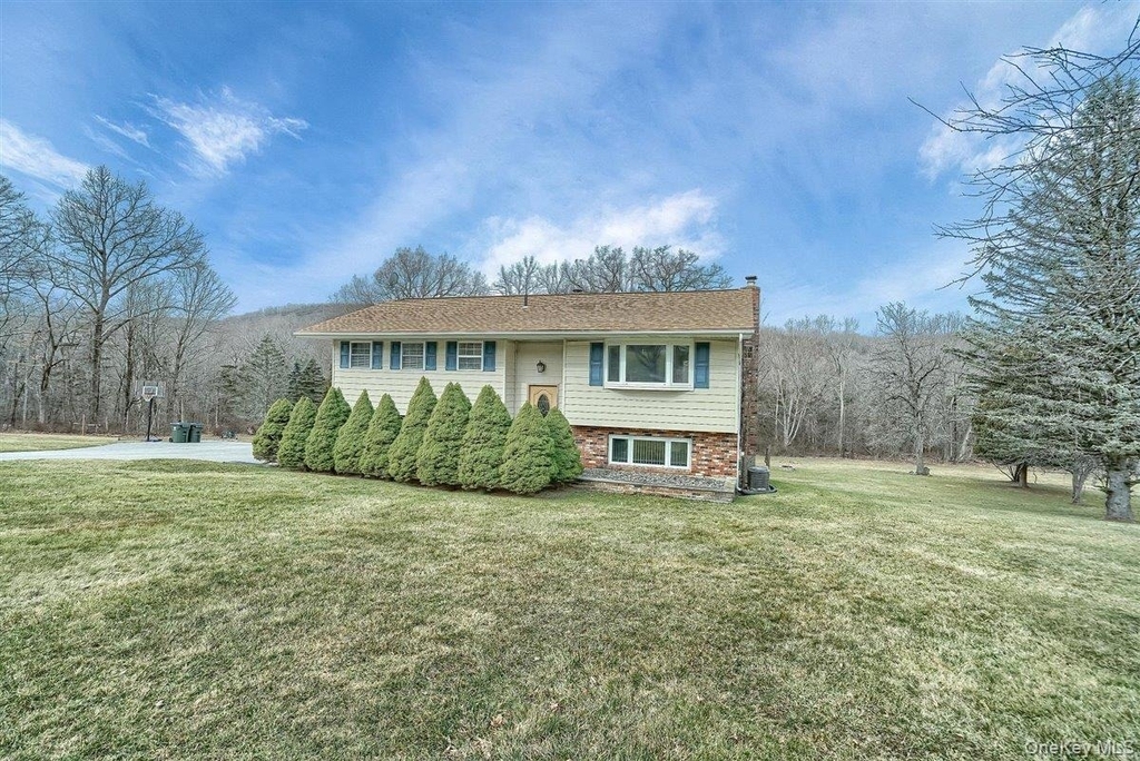 25 Emily Lane - Photo 1