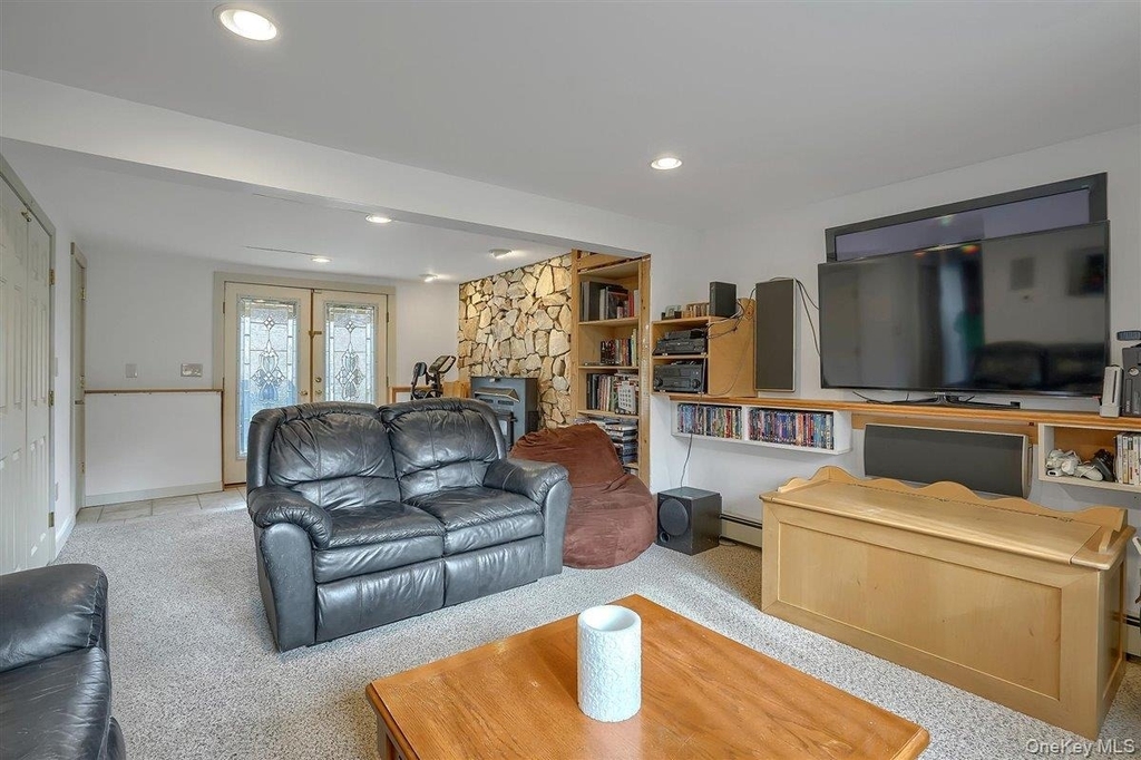 25 Emily Lane - Photo 21