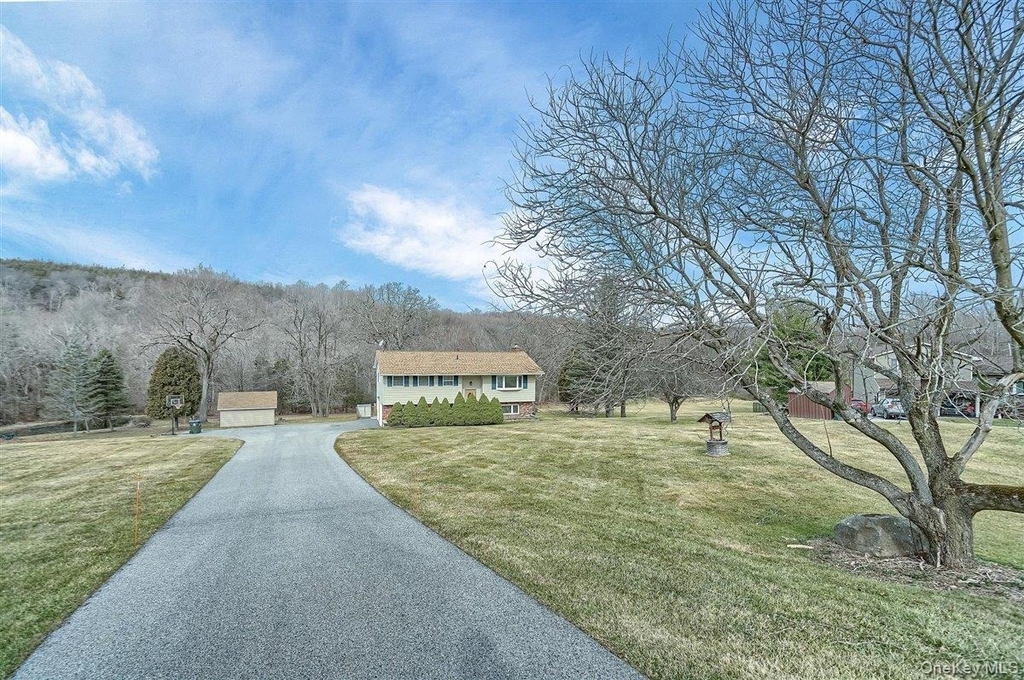25 Emily Lane - Photo 2
