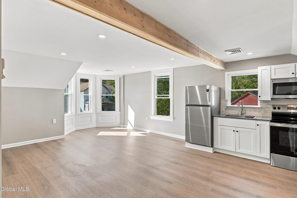 56 Van Buren Street - Photo 3