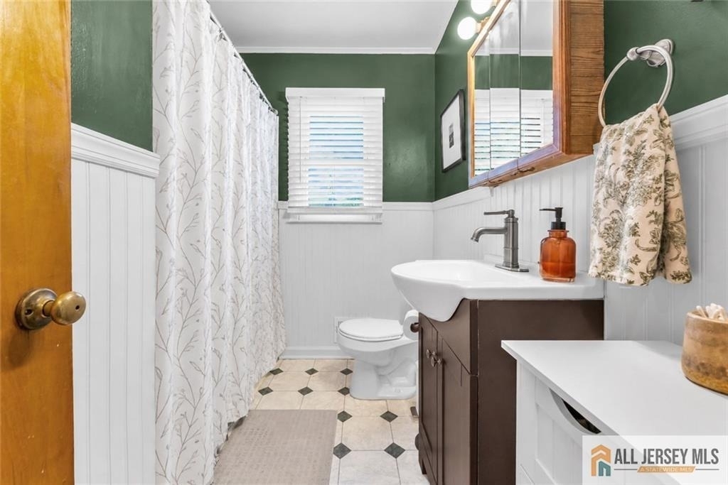 214 Furman Boulevard - Photo 11