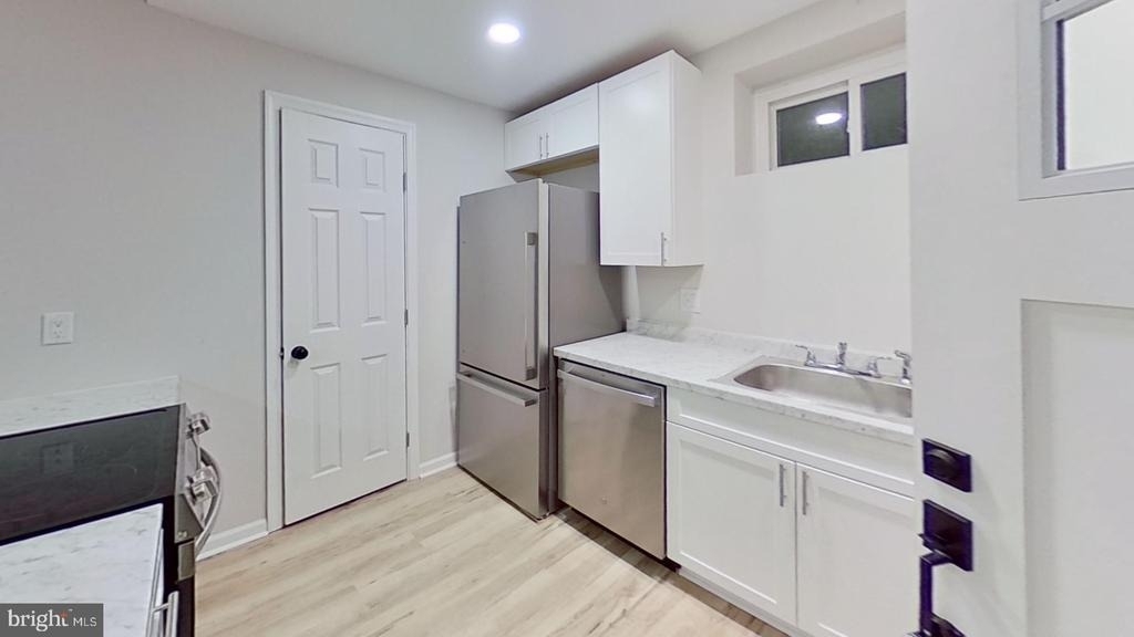 415 Virginia Avenue - Photo 4
