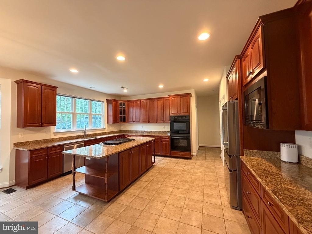 9282 Rainbow Falls Drive - Photo 9