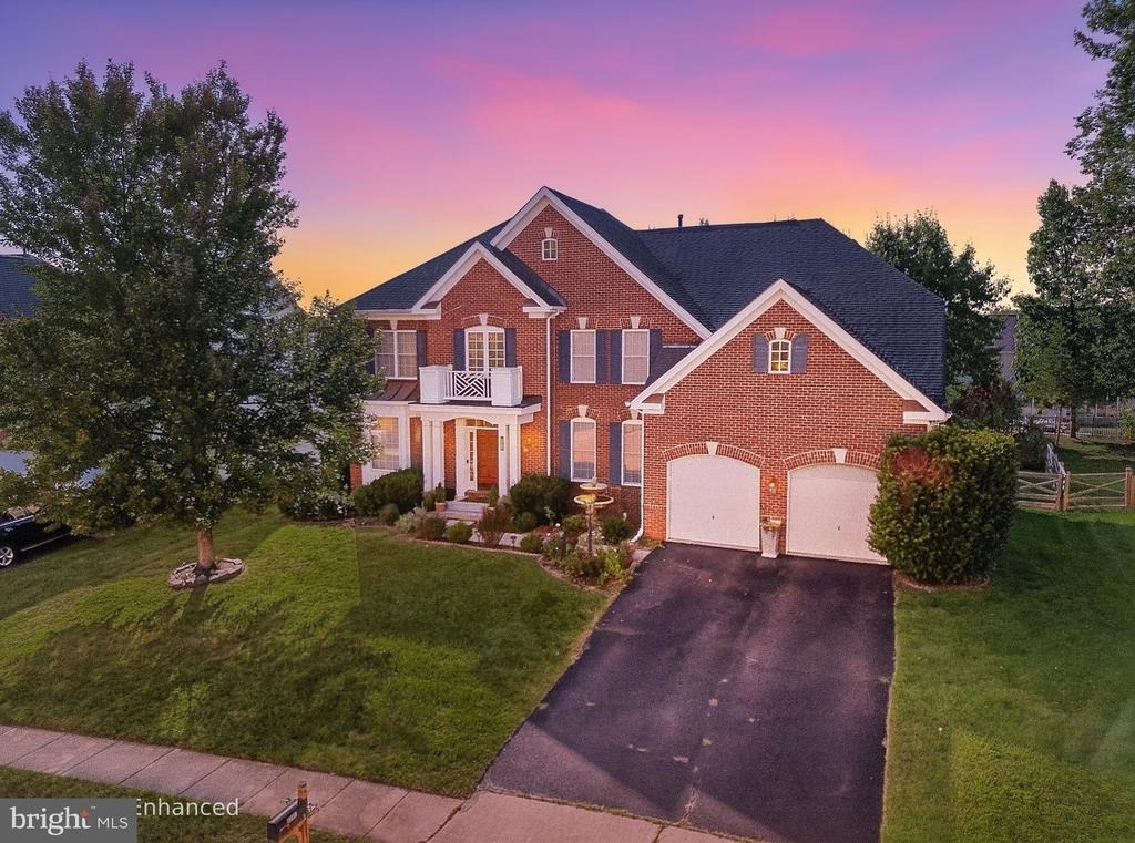 9282 Rainbow Falls Drive - Photo 0