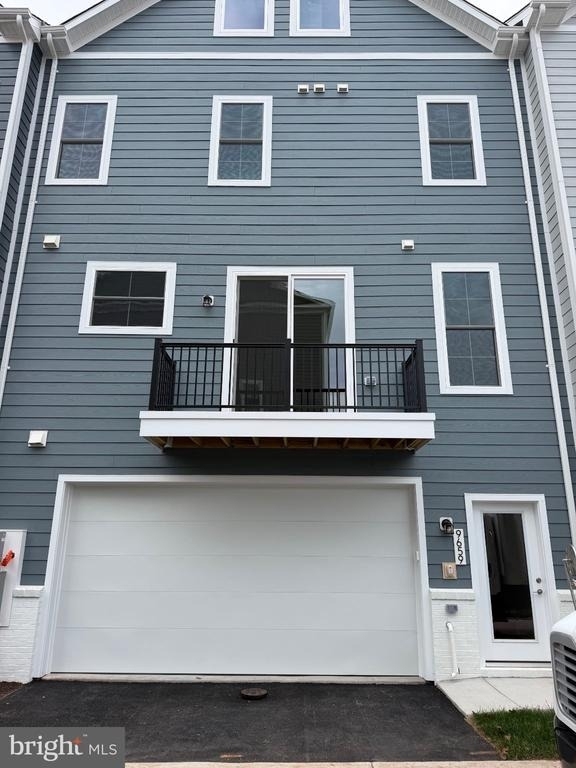 9659 Grant Avenue - Photo 4
