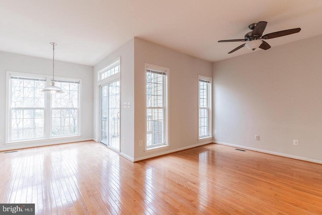 21927 Windy Oaks Square - Photo 21