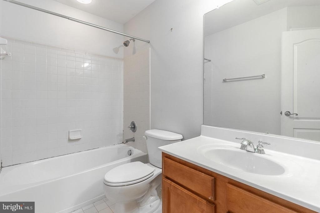 21927 Windy Oaks Square - Photo 29