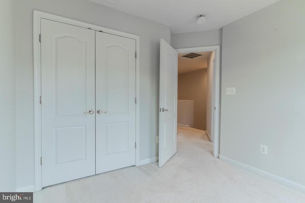 21927 Windy Oaks Square - Photo 33