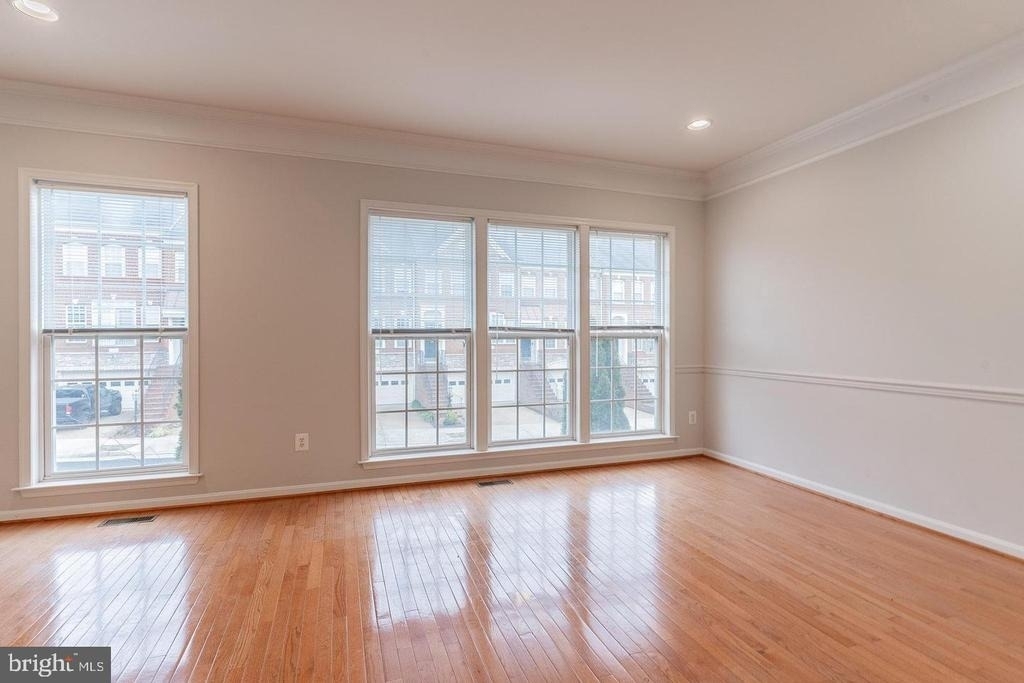 21927 Windy Oaks Square - Photo 24