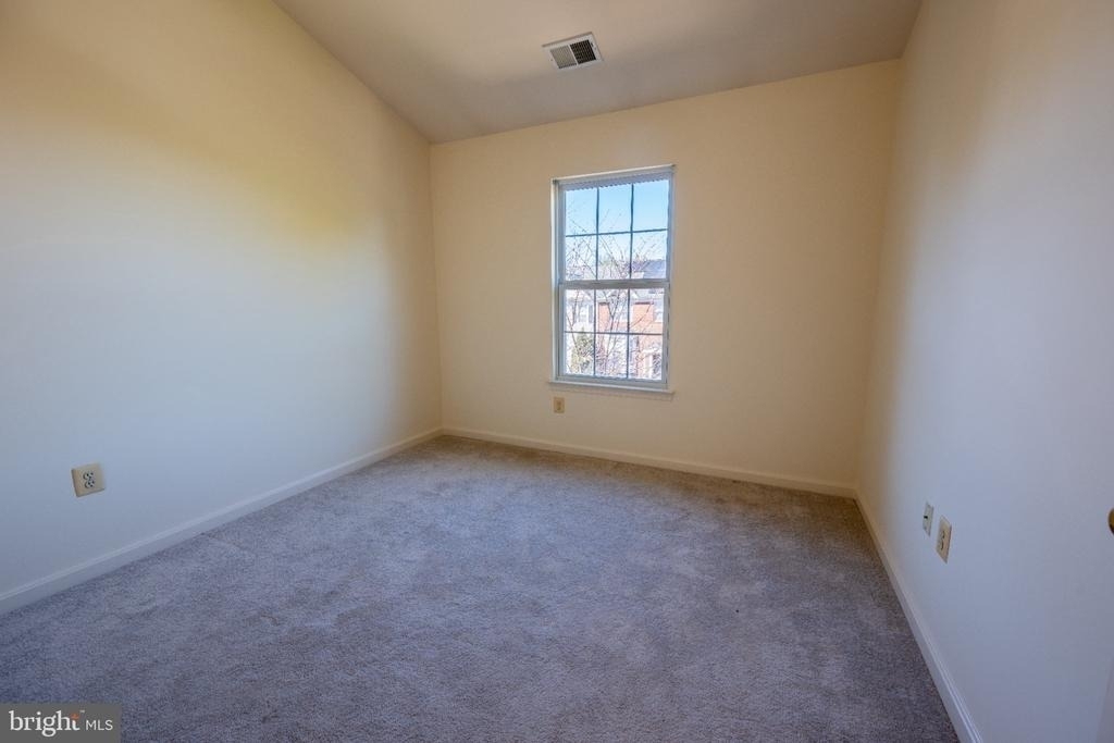 47679 Comer Square - Photo 12