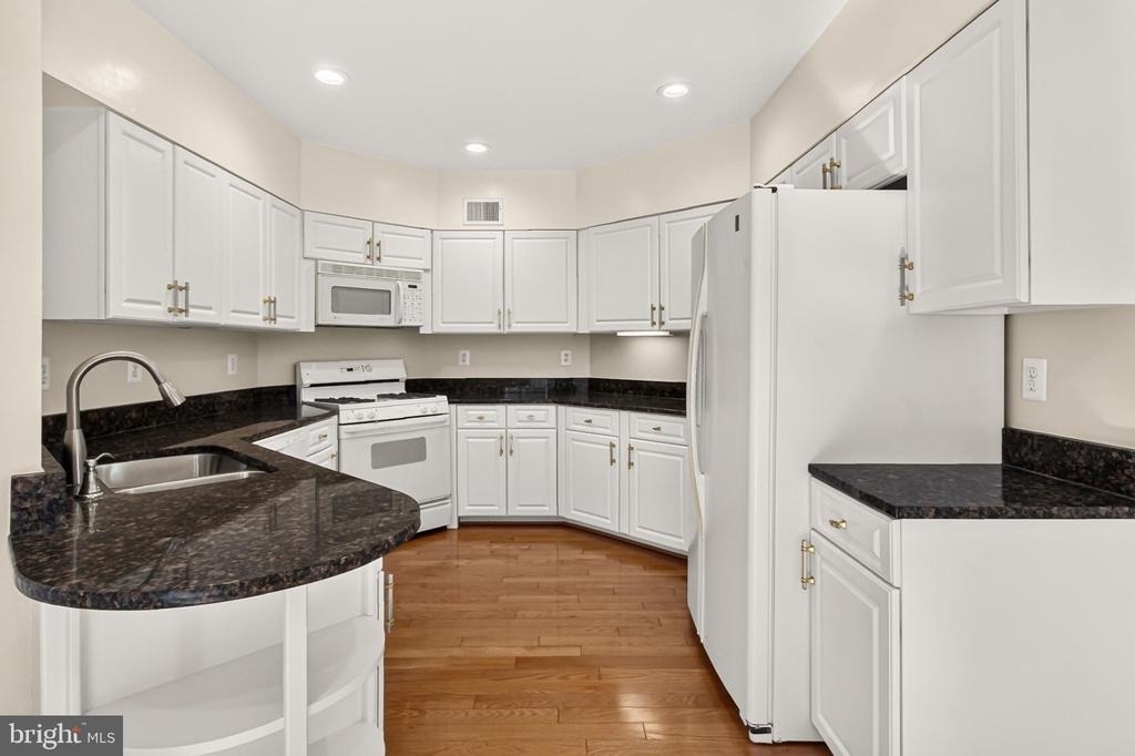 6251 Harbin Drive - Photo 14
