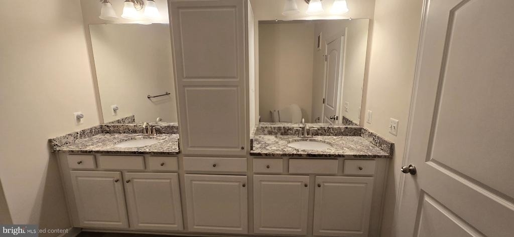 13740 Endeavour Drive - Photo 14