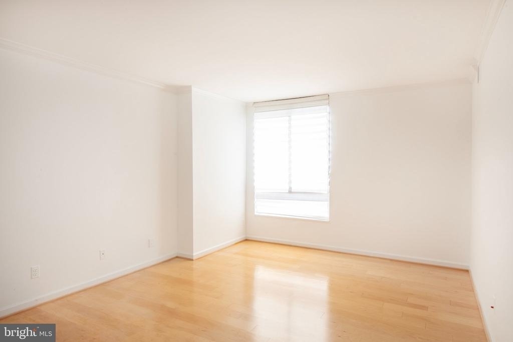 1800 Old Meadow Road - Photo 16
