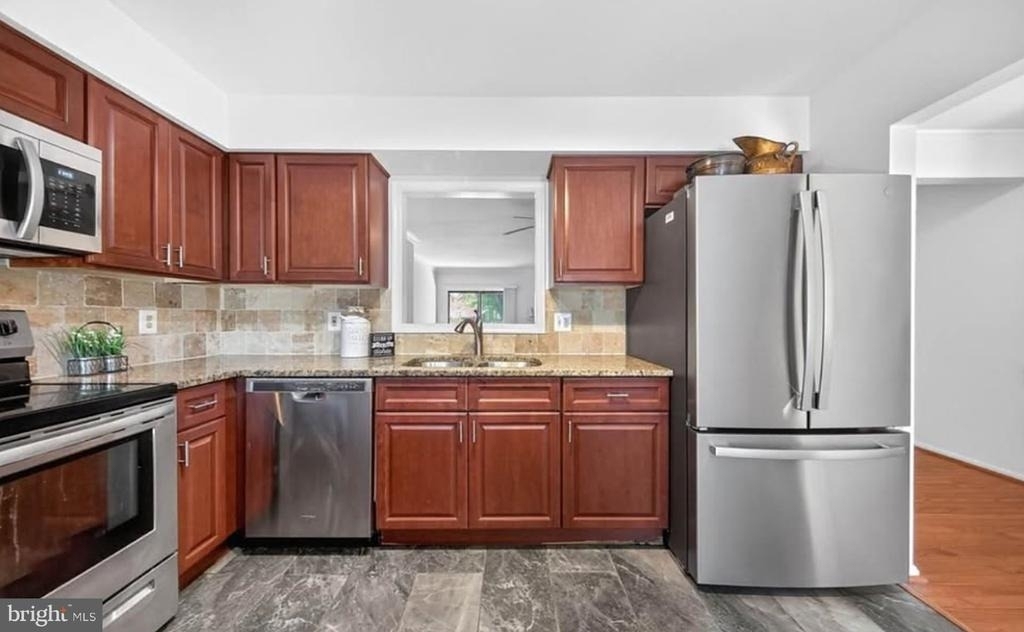 4867 Carriagepark Road - Photo 8