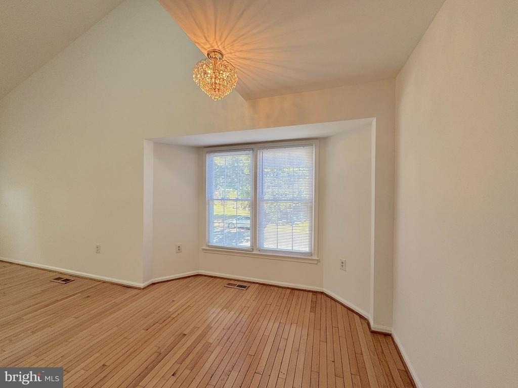 13229 Ladybank Lane - Photo 9