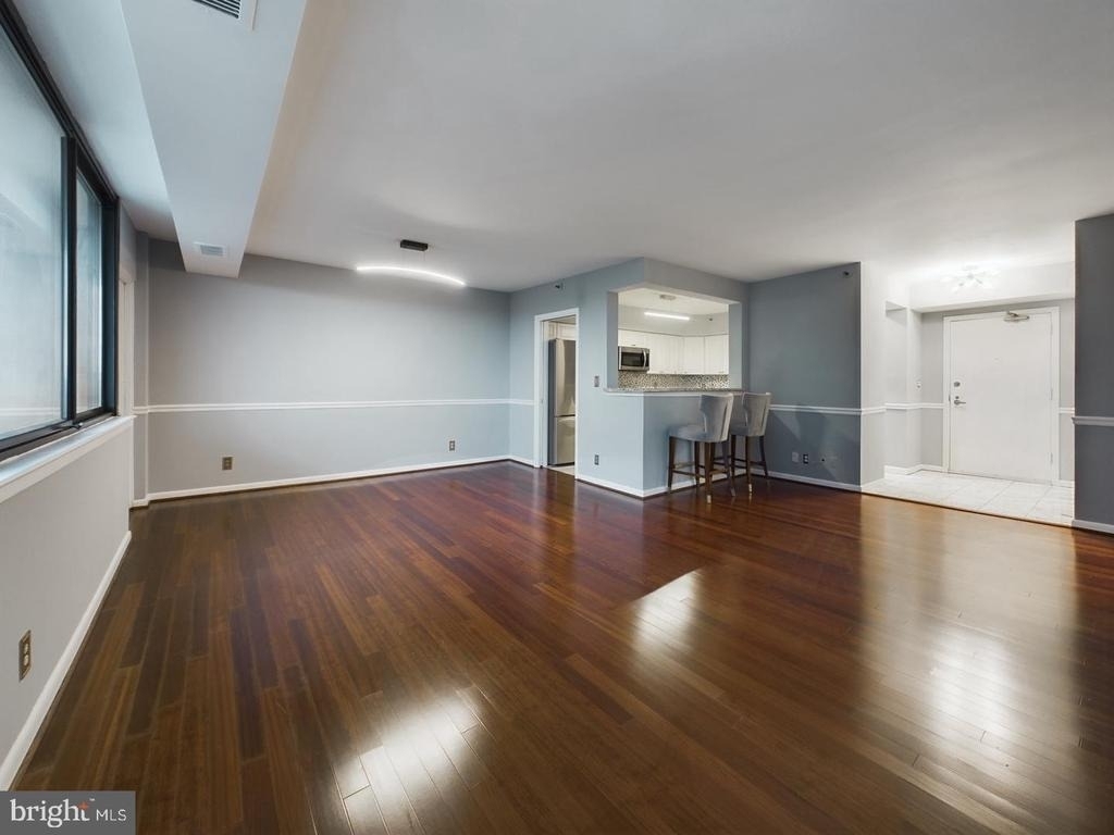 5501 Seminary Road S - Photo 2