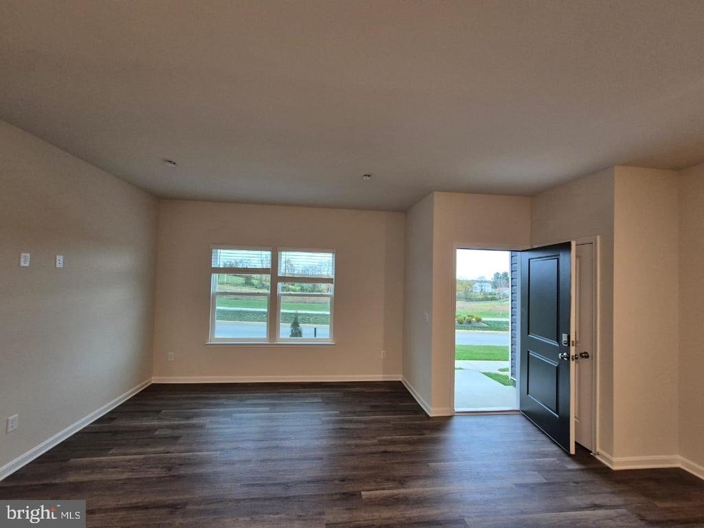 141 Tigney - Photo 4
