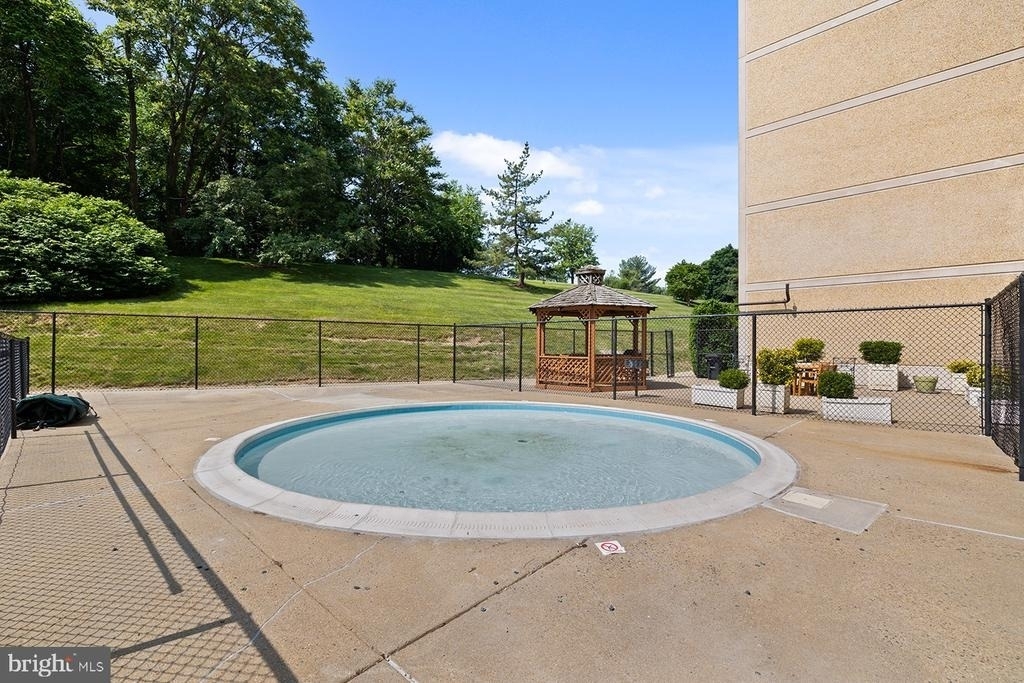 6300 Stevenson Avenue - Photo 29