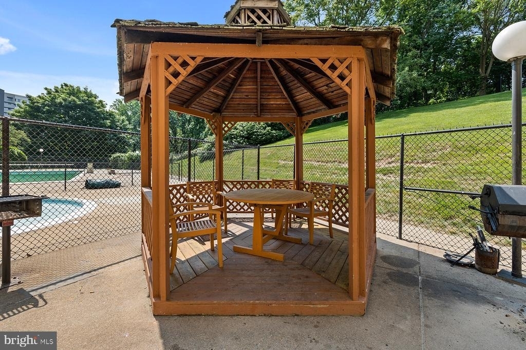 6300 Stevenson Avenue - Photo 26
