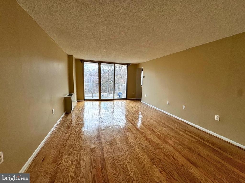 2500 N Van Dorn Street - Photo 4