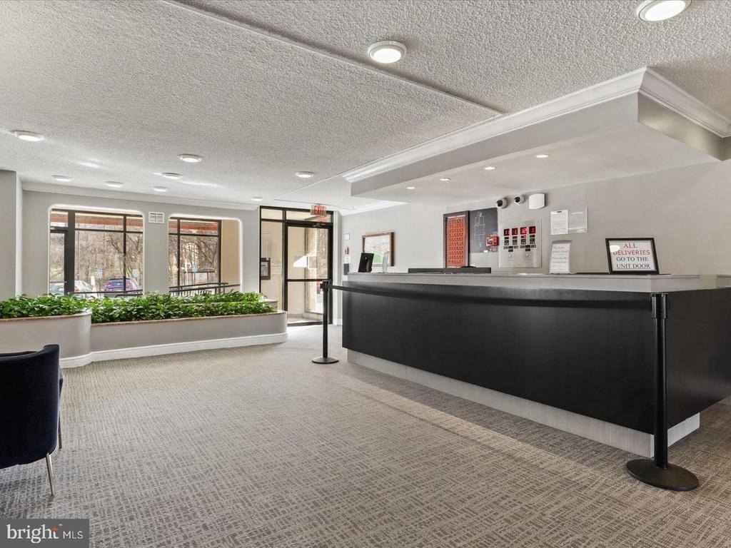 2500 N Van Dorn Street - Photo 23