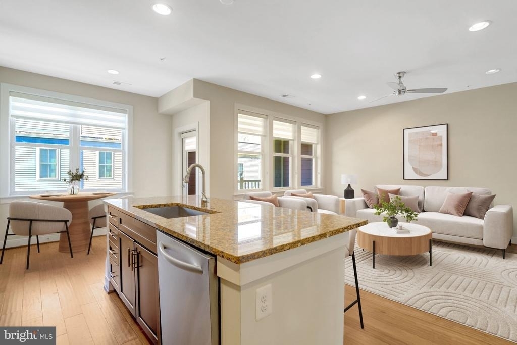 1418 Main Line Boulevard - Photo 30
