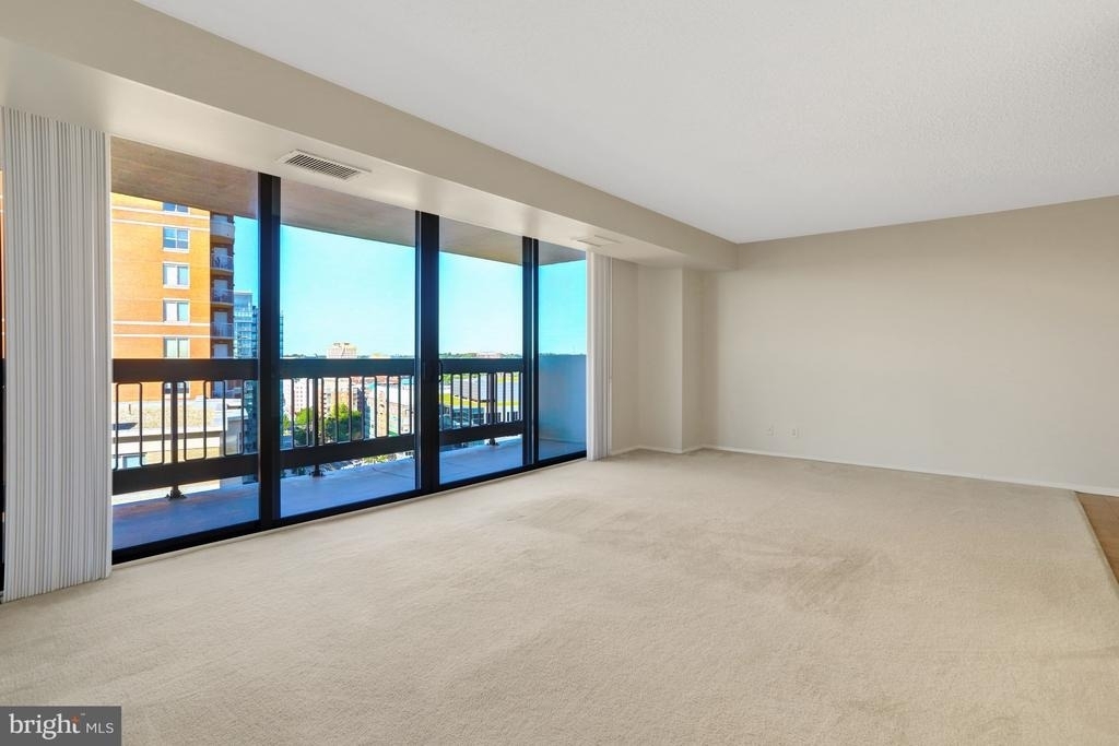 3800 Fairfax Drive - Photo 5