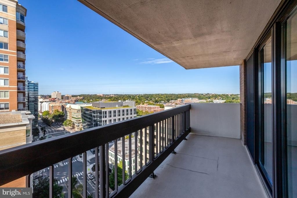 3800 Fairfax Drive - Photo 16