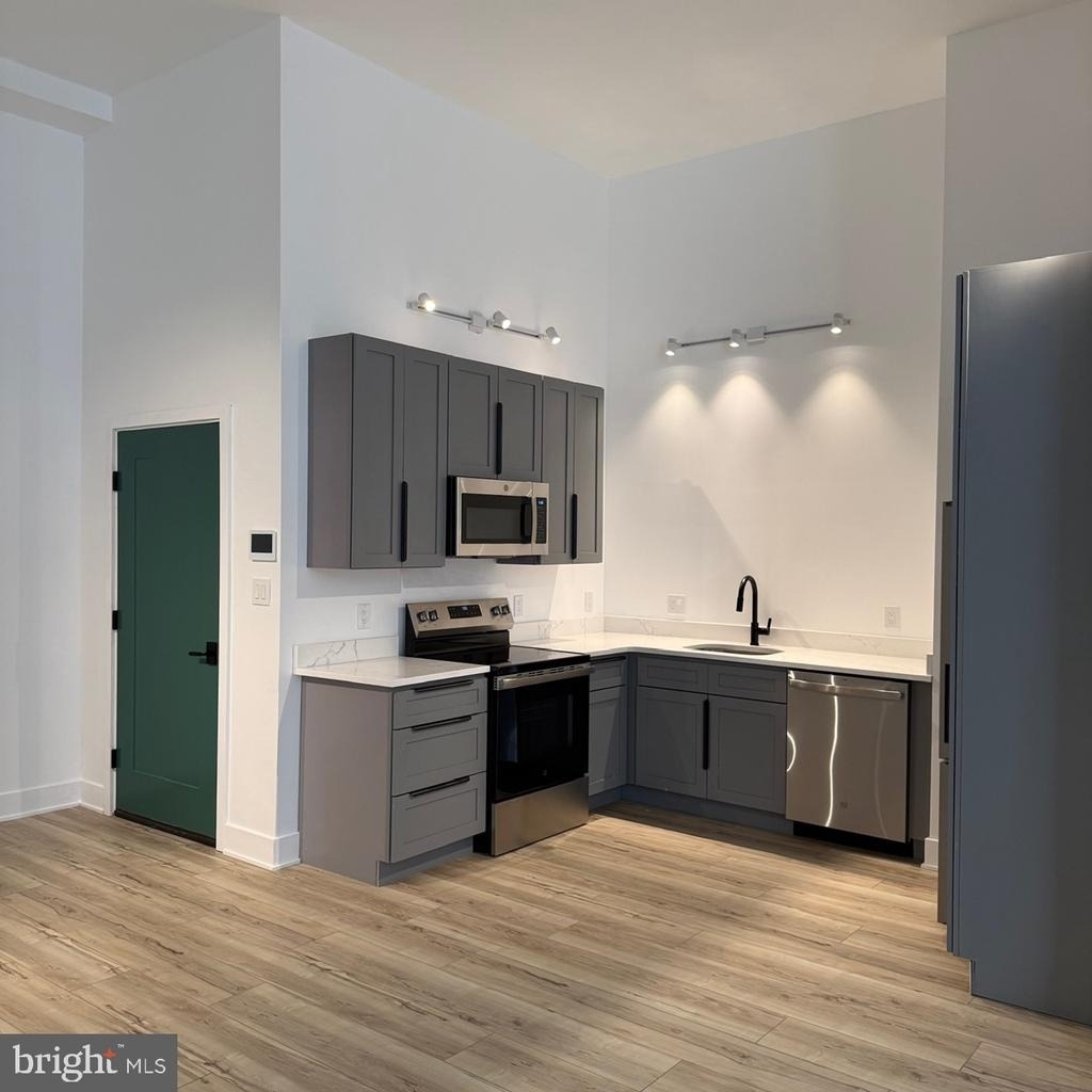 4320 Germantown Avenue - Photo 1