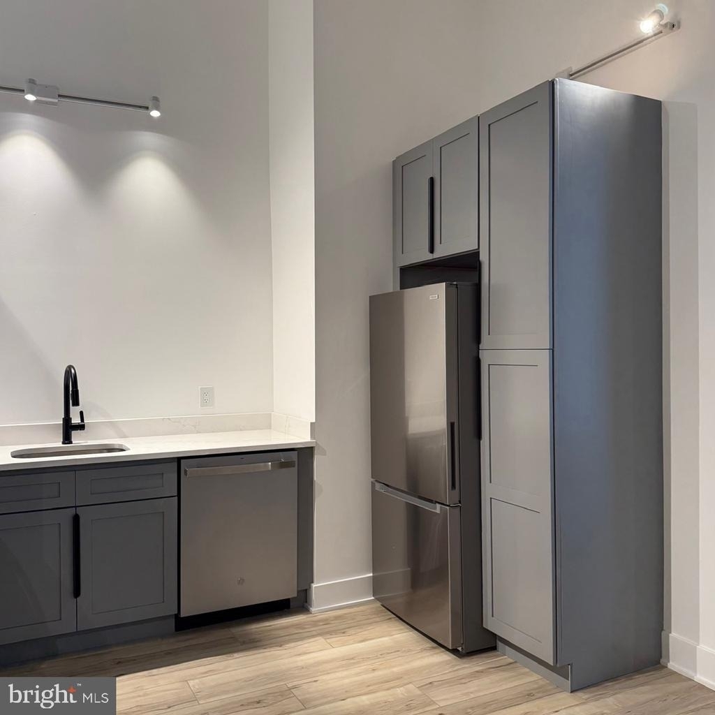 4320 Germantown Avenue - Photo 2