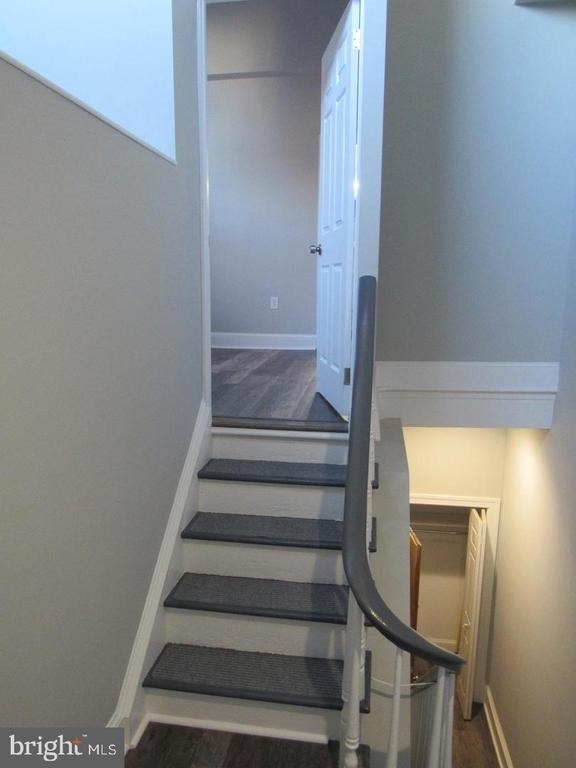 1617 Green Street - Photo 11