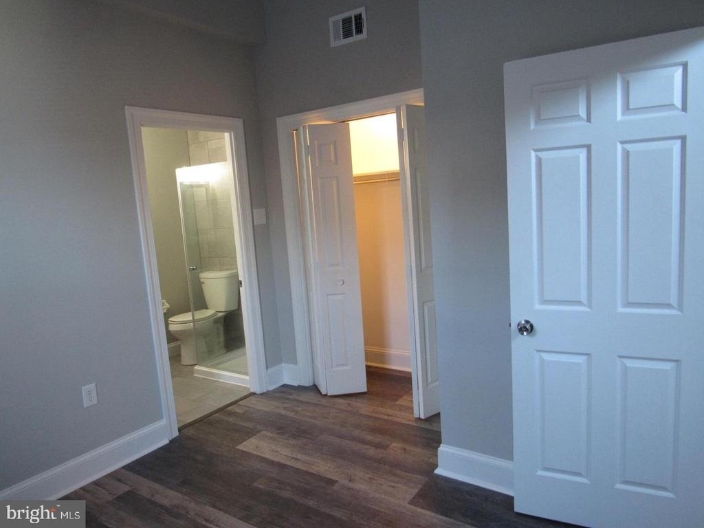 1617 Green Street - Photo 16