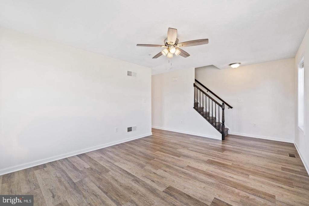 907 Rising Sun Ln - Photo 9
