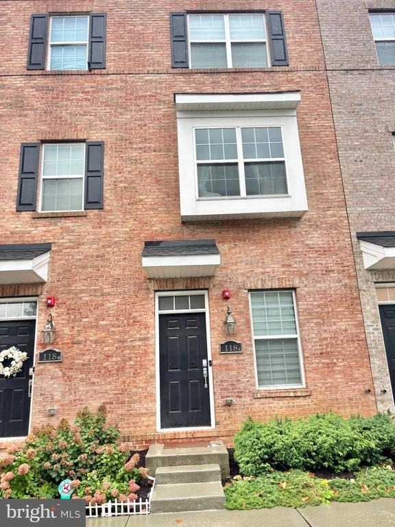118 Annapolis Street - Photo 0
