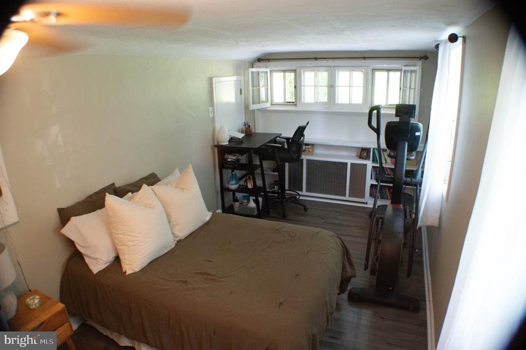 176 Davisville Road - Photo 6